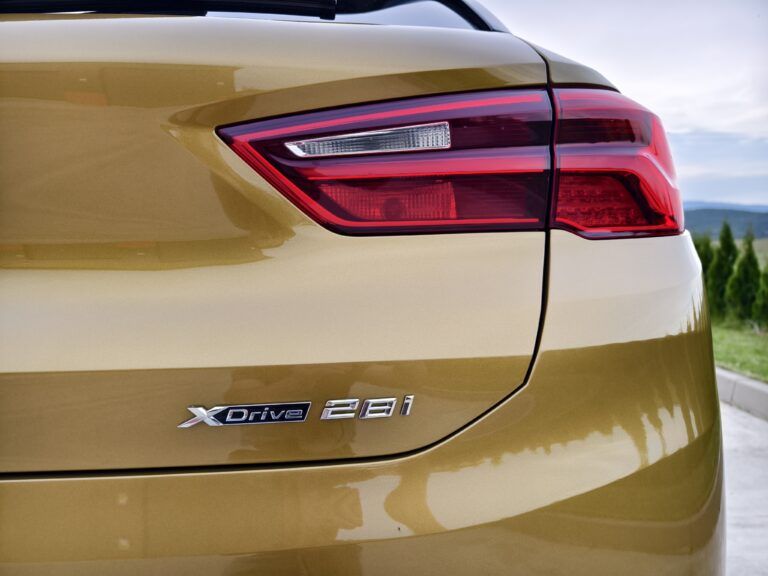 filter: 0; fileterIntensity: 0.0; filterMask: 0; captureOrientation: 0;
runfunc: 0; algolist: 0;
multi-frame: 1;
brp_mask:0;
brp_del_th:0.0000,0.0000;
brp_del_sen:0.0000,0.0000;
motionR: 0;
delta:null;
module: photo;hw-remosaic: false;touch: (-1.0, -1.0);sceneMode: 13107200;cct_value: 0;AI_Scene: (-1, -1);aec_lux: 186.0;aec_lux_index: 0;albedo: ;confidence: ;motionLevel: 0;weatherinfo: weather?null, icon:null, weatherInfo:100;temperature: 32;