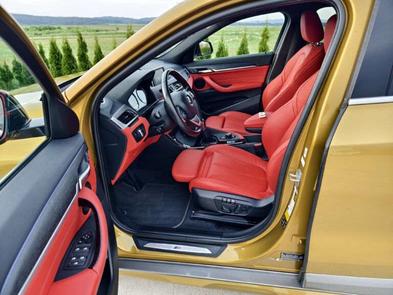 filter: 0; fileterIntensity: 0.0; filterMask: 0; captureOrientation: 0;
runfunc: 0; algolist: 0;
multi-frame: 1;
brp_mask:0;
brp_del_th:0.0000,0.0000;
brp_del_sen:0.0000,0.0000;
motionR: 0;
delta:null;
module: photo;hw-remosaic: false;touch: (-1.0, -1.0);sceneMode: 13107200;cct_value: 0;AI_Scene: (-1, -1);aec_lux: 182.0;aec_lux_index: 0;albedo: ;confidence: ;motionLevel: 0;weatherinfo: weather?null, icon:null, weatherInfo:100;temperature: 32;