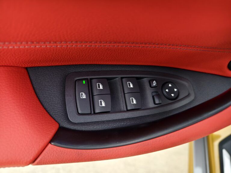 filter: 0; fileterIntensity: 0.0; filterMask: 0; captureOrientation: 0;
runfunc: 0; algolist: 0;
multi-frame: 1;
brp_mask:0;
brp_del_th:0.0000,0.0000;
brp_del_sen:0.0000,0.0000;
motionR: 0;
delta:null;
module: photo;hw-remosaic: false;touch: (-1.0, -1.0);sceneMode: 13107200;cct_value: 0;AI_Scene: (-1, -1);aec_lux: 219.0;aec_lux_index: 0;albedo: ;confidence: ;motionLevel: 0;weatherinfo: weather?null, icon:null, weatherInfo:100;temperature: 32;