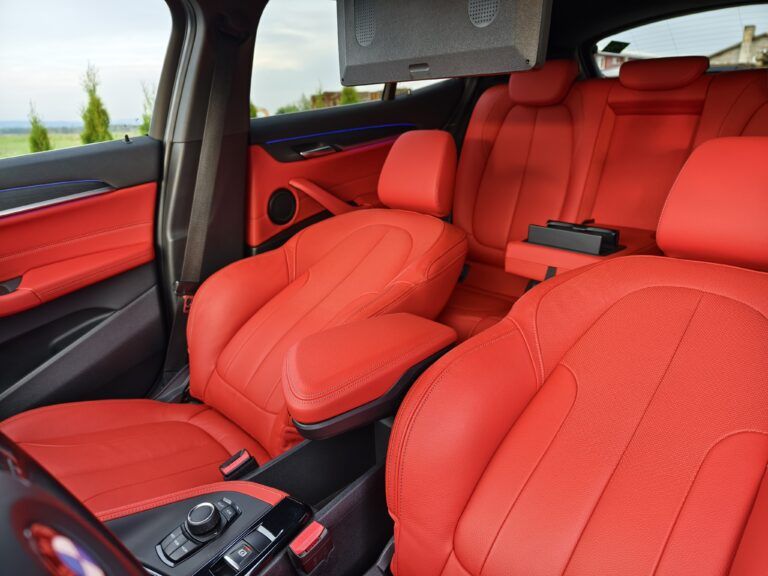 filter: 0; fileterIntensity: 0.0; filterMask: 0; captureOrientation: 0;
runfunc: 0; algolist: 0;
multi-frame: 1;
brp_mask:0;
brp_del_th:0.0000,0.0000;
brp_del_sen:0.0000,0.0000;
motionR: 0;
delta:null;
module: photo;hw-remosaic: false;touch: (-1.0, -1.0);sceneMode: 13107200;cct_value: 0;AI_Scene: (-1, -1);aec_lux: 256.0;aec_lux_index: 0;albedo: ;confidence: ;motionLevel: 0;weatherinfo: weather?null, icon:null, weatherInfo:100;temperature: 40;