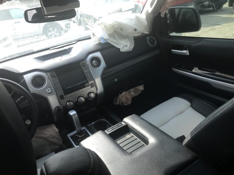 418805_03f5432468f2412bac758e10e20f7047