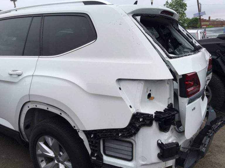 435367_0f3a03d325df4e7fabcea3562d851581