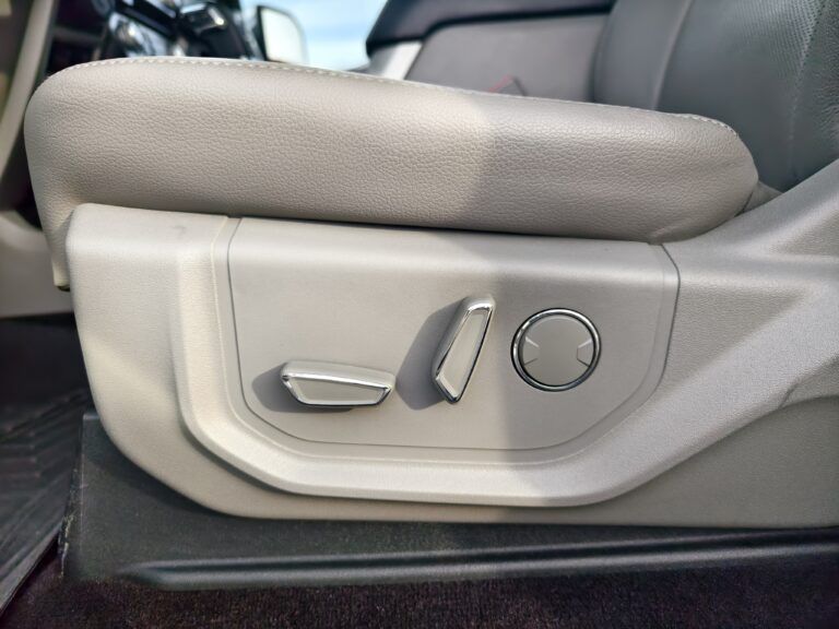 filter: 0; fileterIntensity: 0.0; filterMask: 0; captureOrientation: 0;
runfunc: 0; algolist: 0;
multi-frame: 1;
brp_mask:0;
brp_del_th:0.0000,0.0000;
brp_del_sen:0.0000,0.0000;
motionR: 0;
delta:null;
module: photo;hw-remosaic: false;touch: (-1.0, -1.0);sceneMode: 13107200;cct_value: 0;AI_Scene: (-1, -1);aec_lux: 163.0;aec_lux_index: 0;albedo: ;confidence: ;motionLevel: 0;weatherinfo: weather?null, icon:null, weatherInfo:100;temperature: 26;