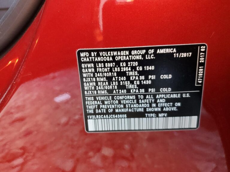 1V2LR2CA5JC543605-13