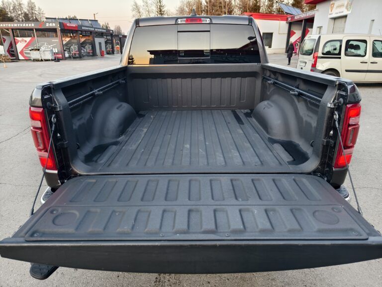 filter: 0; fileterIntensity: 0.0; filterMask: 0; captureOrientation: 0;
runfunc: 0; algolist: 0;
multi-frame: 1;
brp_mask:0;
brp_del_th:0.0000,0.0000;
brp_del_sen:0.0000,0.0000;
motionR: 0;
delta:null;
module: photo;hw-remosaic: false;touch: (-1.0, -1.0);sceneMode: 13107200;cct_value: 0;AI_Scene: (-1, -1);aec_lux: 238.0;aec_lux_index: 0;albedo:  ;confidence:  ;motionLevel: 0;weatherinfo: weather?null, icon:null, weatherInfo:100;temperature: 24;