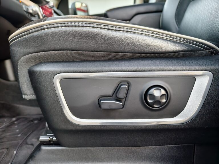 filter: 0; fileterIntensity: 0.0; filterMask: 0; captureOrientation: 0;
runfunc: 0; algolist: 0;
multi-frame: 1;
brp_mask:0;
brp_del_th:0.0000,0.0000;
brp_del_sen:0.0000,0.0000;
motionR: 0;
delta:null;
module: photo;hw-remosaic: false;touch: (-1.0, -1.0);sceneMode: 13107200;cct_value: 0;AI_Scene: (-1, -1);aec_lux: 281.0;aec_lux_index: 0;albedo:  ;confidence:  ;motionLevel: 0;weatherinfo: weather?null, icon:null, weatherInfo:100;temperature: 24;