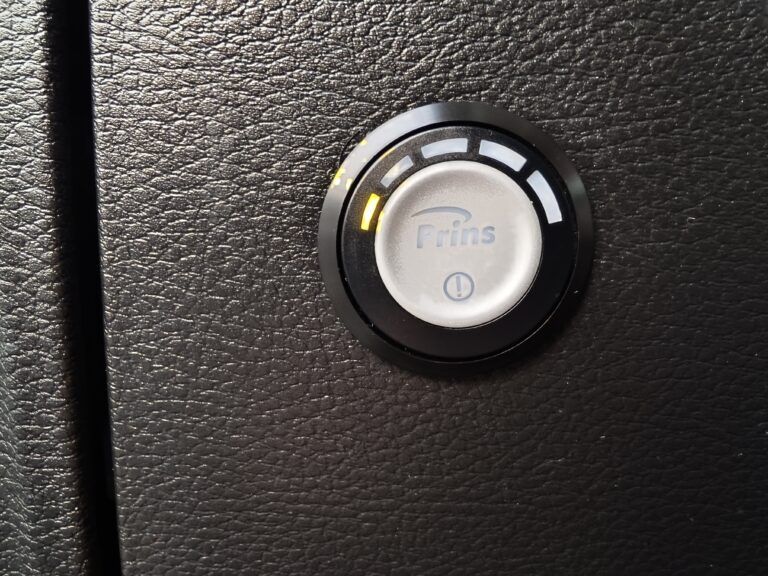 filter: 0; fileterIntensity: 0.0; filterMask: 0; captureOrientation: 0;
runfunc: 0; algolist: 0;
multi-frame: 1;
brp_mask:8;
brp_del_th:0.0991,0.0000;
brp_del_sen:0.3000,0.0000;
motionR: 0;
delta:null;
module: photo;hw-remosaic: false;touch: (-1.0, -1.0);sceneMode: 3145728;cct_value: 0;AI_Scene: (-1, -1);aec_lux: 295.0;aec_lux_index: 0;albedo:  ;confidence:  ;motionLevel: 0;weatherinfo: weather?null, icon:null, weatherInfo:100;temperature: 24;