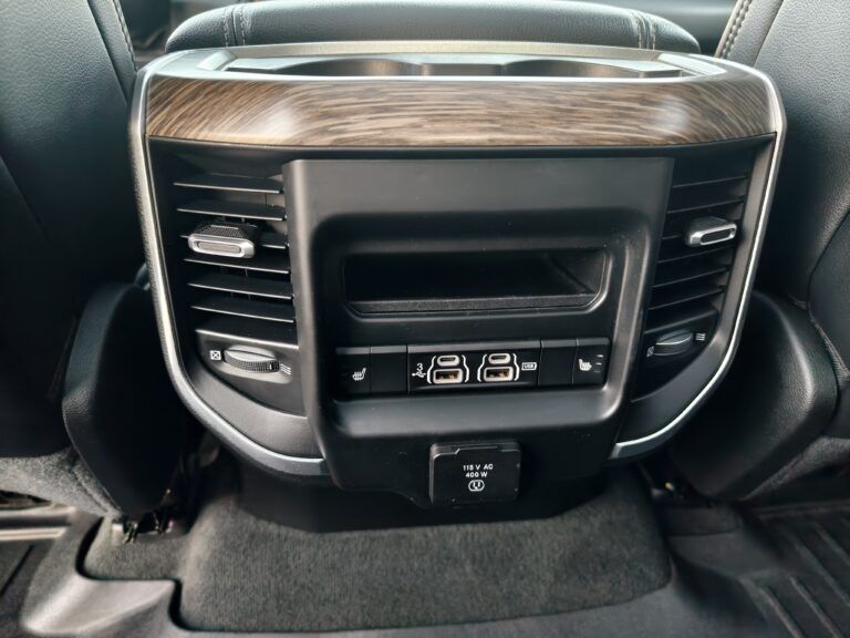 filter: 0; fileterIntensity: 0.0; filterMask: 0; captureOrientation: 0;
runfunc: 0; algolist: 0;
multi-frame: 1;
brp_mask:0;
brp_del_th:0.0000,0.0000;
brp_del_sen:0.0000,0.0000;
motionR: 0;
delta:null;
module: photo;hw-remosaic: false;touch: (-1.0, -1.0);sceneMode: 13107200;cct_value: 0;AI_Scene: (-1, -1);aec_lux: 363.0;aec_lux_index: 0;albedo:  ;confidence:  ;motionLevel: 0;weatherinfo: weather?null, icon:null, weatherInfo:100;temperature: 24;