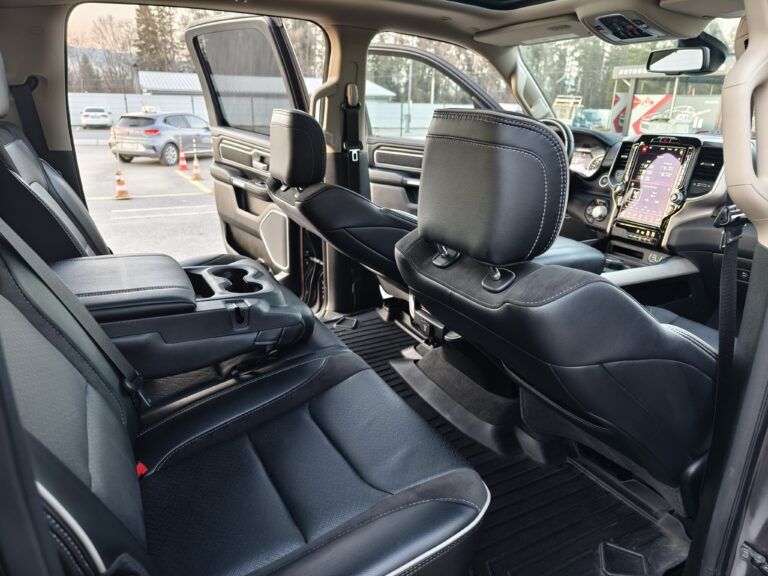 filter: 0; fileterIntensity: 0.0; filterMask: 0; captureOrientation: 0;
runfunc: 0; algolist: 0;
multi-frame: 1;
brp_mask:0;
brp_del_th:0.0000,0.0000;
brp_del_sen:0.0000,0.0000;
motionR: 0;
delta:null;
module: photo;hw-remosaic: false;touch: (-1.0, -1.0);sceneMode: 13107200;cct_value: 0;AI_Scene: (20, 0);aec_lux: 275.0;aec_lux_index: 0;albedo:  ;confidence:  ;motionLevel: -1;weatherinfo: weather?null, icon:null, weatherInfo:100;temperature: 24;