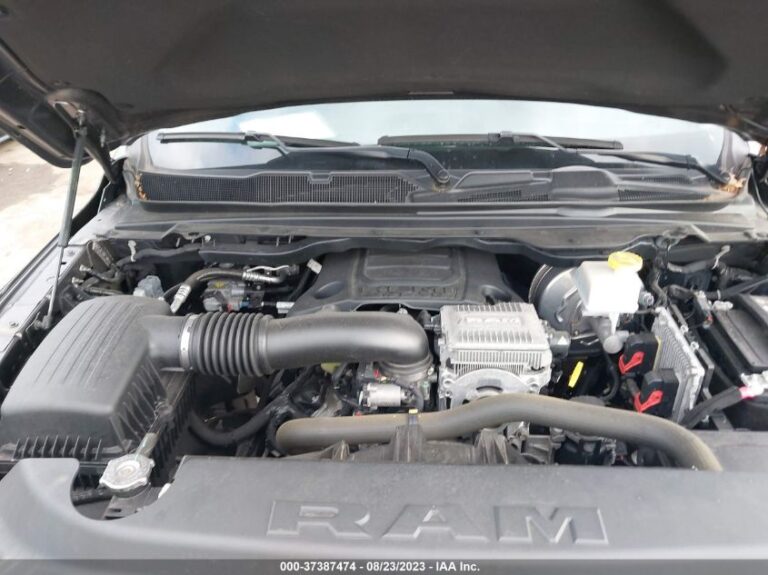 1C6SRFJT0MN615917-10