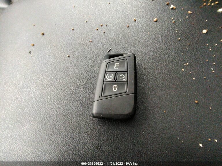 1V2NR2CA0JC585978-11