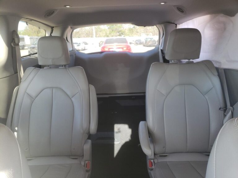 2C4RC1BG5HR503751-10