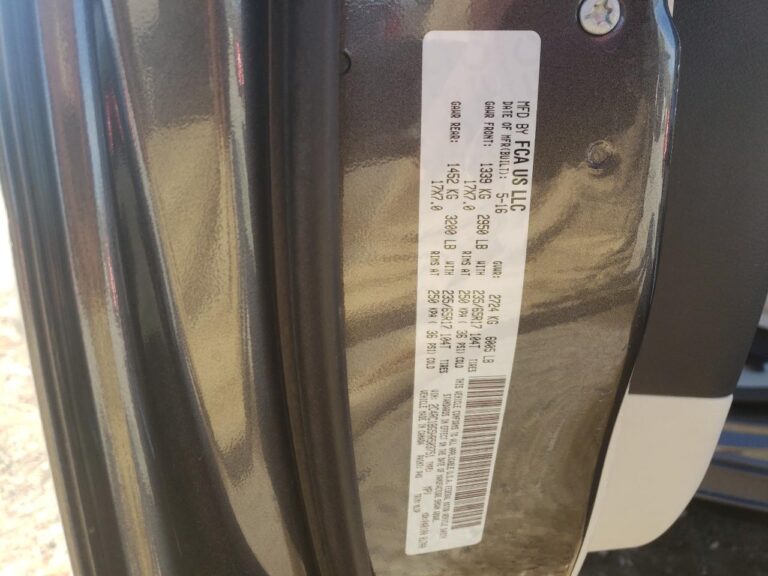 2C4RC1BG5HR503751-13