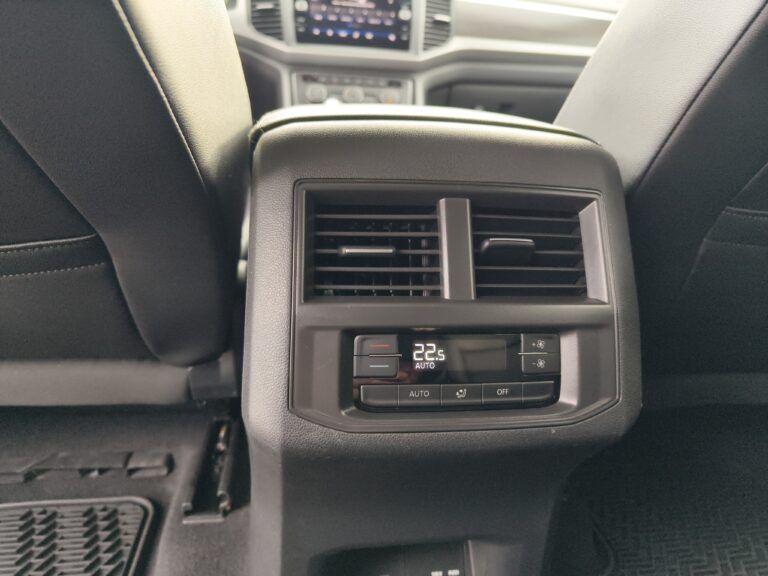 filter: null; fileterIntensity: null; filterMask: null; captureOrientation: 0;
runfunc: 0; algolist: 0;
multi-frame: 1;
brp_mask:0;
brp_del_th:null;
brp_del_sen:null;
motionR: 0;
delta:null;
module: advanced;hw-remosaic: false;touch: (-1.0, -1.0);sceneMode: 0;cct_value: 0;AI_Scene: (-1, -1);aec_lux: 245.0;aec_lux_index: 0;albedo:  ;confidence:  ;motionLevel: 0;weatherinfo: weather?null, icon:null, weatherInfo:100;temperature: 28;