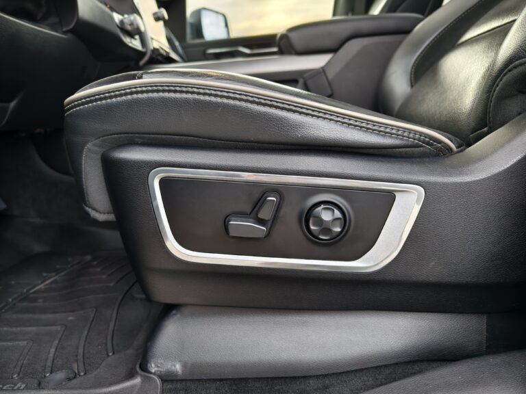 filter: 0; fileterIntensity: 0.0; filterMask: 0; captureOrientation: 0;
runfunc: 0; algolist: 0;
multi-frame: 1;
brp_mask:0;
brp_del_th:0.0000,0.0000;
brp_del_sen:0.0000,0.0000;
motionR: 0;
delta:null;
module: photo;hw-remosaic: false;touch: (-1.0, -1.0);sceneMode: 13107200;cct_value: 0;AI_Scene: (-1, -1);aec_lux: 259.0;aec_lux_index: 0;albedo:  ;confidence:  ;motionLevel: 0;weatherinfo: weather?null, icon:null, weatherInfo:100;temperature: 29;