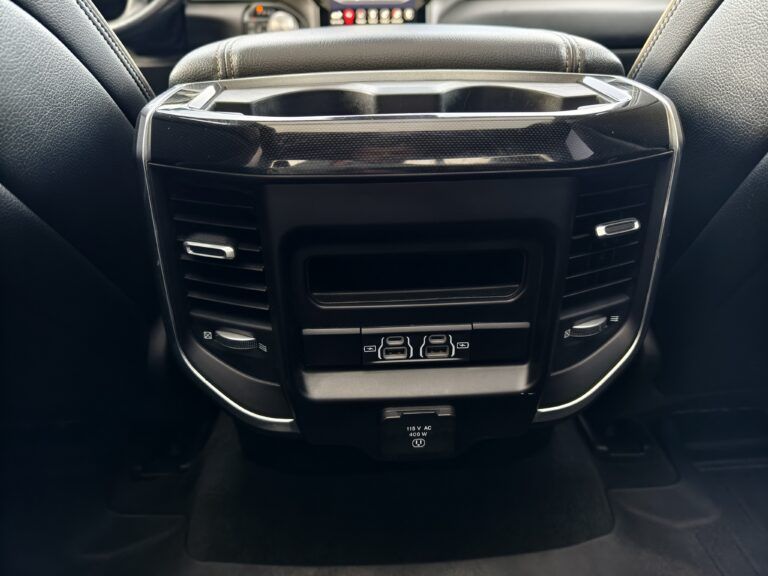 filter: 0; fileterIntensity: 0.0; filterMask: 0; captureOrientation: 0;
runfunc: 0; algolist: 0;
multi-frame: 1;
brp_mask:0;
brp_del_th:0.0000,0.0000;
brp_del_sen:0.0000,0.0000;
motionR: 0;
delta:null;
module: photo;hw-remosaic: false;touch: (-1.0, -1.0);sceneMode: 13107200;cct_value: 0;AI_Scene: (20, 2);aec_lux: 261.0;aec_lux_index: 0;albedo:  ;confidence:  ;motionLevel: 0;weatherinfo: weather?null, icon:null, weatherInfo:100;temperature: 29;