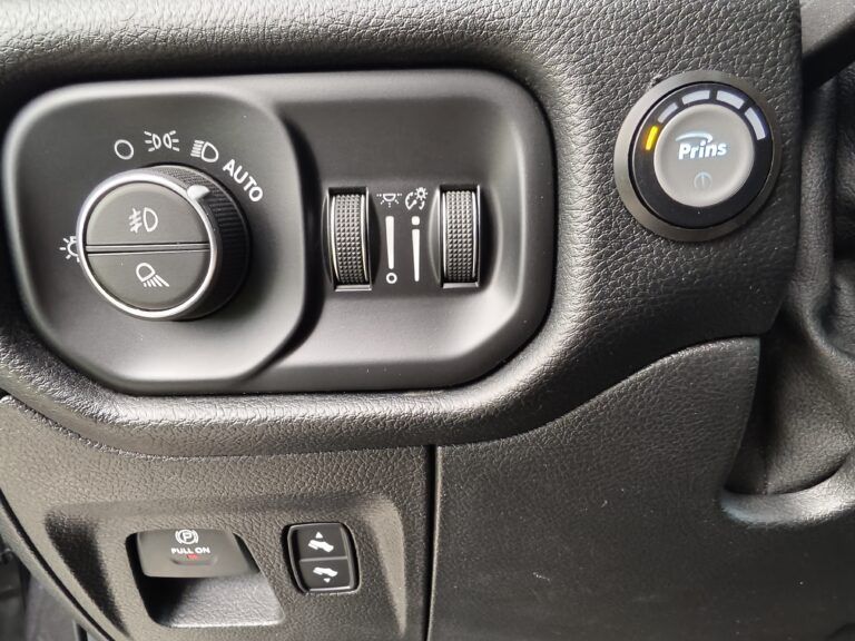 filter: 0; fileterIntensity: 0.0; filterMask: 0; captureOrientation: 0;
runfunc: 0; algolist: 0;
multi-frame: 1;
brp_mask:8;
brp_del_th:0.0014,0.0003;
brp_del_sen:0.3000,0.3000;
motionR: 0;
delta:null;
module: photo;hw-remosaic: false;touch: (-1.0, -1.0);sceneMode: 3145728;cct_value: 0;AI_Scene: (-1, -1);aec_lux: 282.0;aec_lux_index: 0;albedo:  ;confidence:  ;motionLevel: -1;weatherinfo: weather?null, icon:null, weatherInfo:100;temperature: 29;