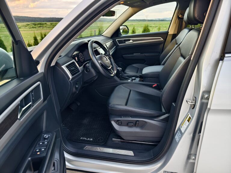 filter: 0; fileterIntensity: 0.0; filterMask: 0; captureOrientation: 0;
runfunc: 0; algolist: 0;
multi-frame: 1;
brp_mask:0;
brp_del_th:0.0000,0.0000;
brp_del_sen:0.0000,0.0000;
motionR: 0;
delta:null;
module: photo;hw-remosaic: false;touch: (-1.0, -1.0);sceneMode: 13107200;cct_value: 0;AI_Scene: (-1, -1);aec_lux: 192.0;aec_lux_index: 0;albedo:  ;confidence:  ;motionLevel: 0;weatherinfo: weather?null, icon:null, weatherInfo:100;temperature: 32;