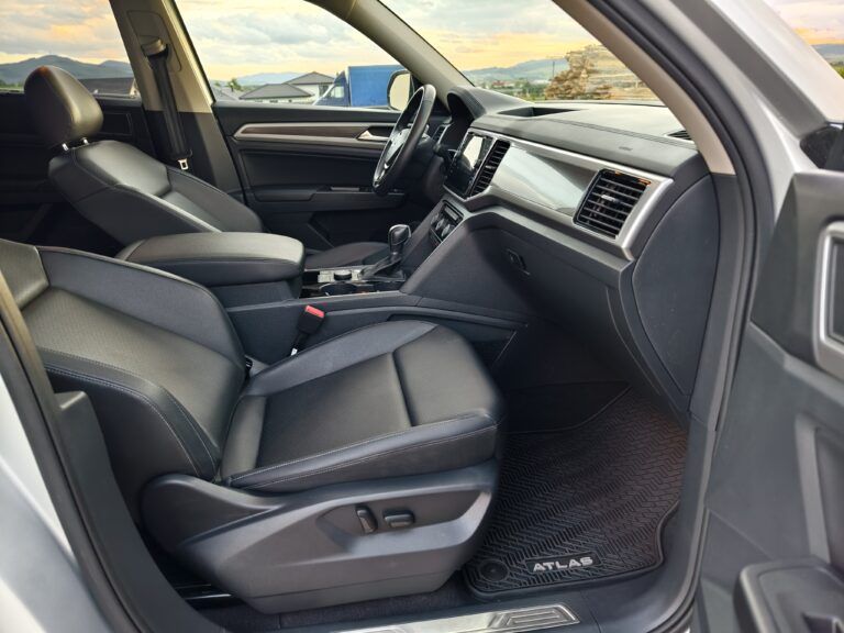 filter: 0; fileterIntensity: 0.0; filterMask: 0; captureOrientation: 0;
runfunc: 0; algolist: 0;
multi-frame: 1;
brp_mask:0;
brp_del_th:0.0000,0.0000;
brp_del_sen:0.0000,0.0000;
motionR: 0;
delta:null;
module: photo;hw-remosaic: false;touch: (-1.0, -1.0);sceneMode: 13107200;cct_value: 0;AI_Scene: (-1, -1);aec_lux: 321.0;aec_lux_index: 0;albedo:  ;confidence:  ;motionLevel: 0;weatherinfo: weather?null, icon:null, weatherInfo:100;temperature: 33;