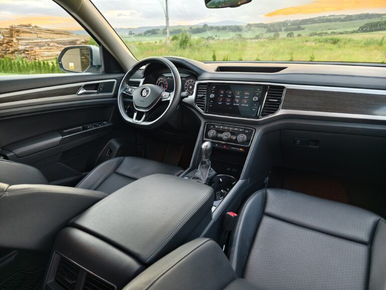 filter: 0; fileterIntensity: 0.0; filterMask: 0; captureOrientation: 0;
runfunc: 0; algolist: 0;
multi-frame: 1;
brp_mask:0;
brp_del_th:0.0000,0.0000;
brp_del_sen:0.0000,0.0000;
motionR: 0;
delta:null;
module: photo;hw-remosaic: false;touch: (-1.0, -1.0);sceneMode: 13107200;cct_value: 0;AI_Scene: (-1, -1);aec_lux: 288.0;aec_lux_index: 0;albedo:  ;confidence:  ;motionLevel: 0;weatherinfo: weather?null, icon:null, weatherInfo:100;temperature: 33;