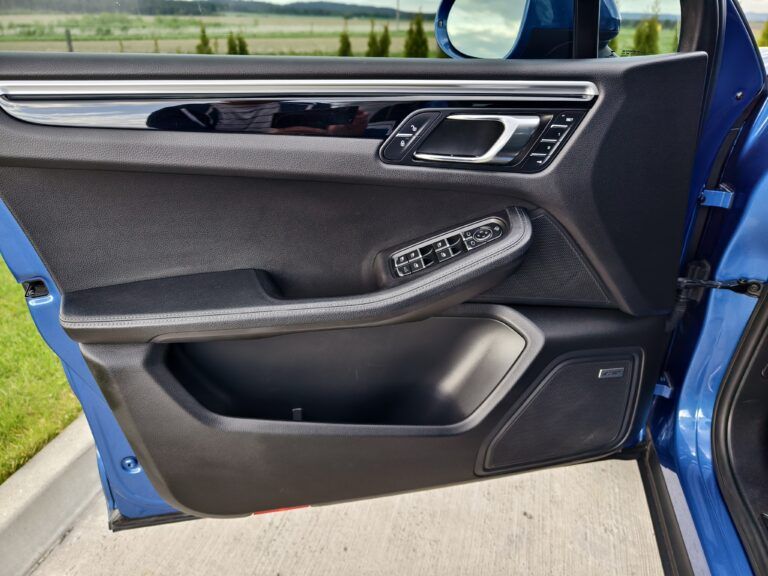 filter: 0; fileterIntensity: 0.0; filterMask: 0; captureOrientation: 0;
runfunc: 0; algolist: 0;
multi-frame: 1;
brp_mask:0;
brp_del_th:0.0000,0.0000;
brp_del_sen:0.0000,0.0000;
motionR: 0;
delta:null;
module: photo;hw-remosaic: false;touch: (-1.0, -1.0);sceneMode: 13107200;cct_value: 0;AI_Scene: (-1, -1);aec_lux: 255.0;aec_lux_index: 0;albedo:  ;confidence:  ;motionLevel: 0;weatherinfo: weather?null, icon:null, weatherInfo:100;temperature: 29;