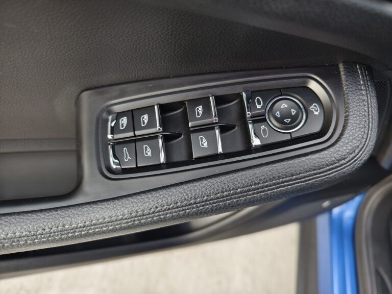 filter: 0; fileterIntensity: 0.0; filterMask: 0; captureOrientation: 0;
runfunc: 0; algolist: 0;
multi-frame: 1;
brp_mask:0;
brp_del_th:0.0000,0.0000;
brp_del_sen:0.0000,0.0000;
motionR: 0;
delta:null;
module: photo;hw-remosaic: false;touch: (-1.0, -1.0);sceneMode: 13107200;cct_value: 0;AI_Scene: (-1, -1);aec_lux: 205.0;aec_lux_index: 0;albedo:  ;confidence:  ;motionLevel: 0;weatherinfo: weather?null, icon:null, weatherInfo:100;temperature: 29;