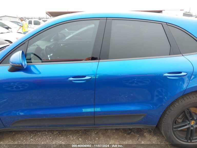 WP1AA2A57HLB82909-14