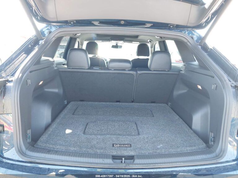 1V2KE2CA7MC220524-17