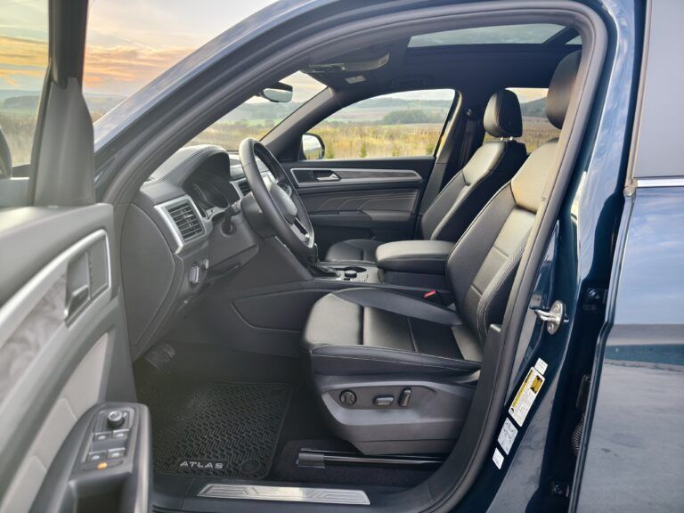 filter: 0; fileterIntensity: 0.0; filterMask: 0; captureOrientation: 0;
runfunc: 0; algolist: 0;
multi-frame: 1;
brp_mask:0;
brp_del_th:0.0000,0.0000;
brp_del_sen:0.0000,0.0000;
motionR: 0;
delta:null;
module: photo;hw-remosaic: false;touch: (-1.0, -1.0);sceneMode: 13107200;cct_value: 0;AI_Scene: (-1, -1);aec_lux: 195.0;aec_lux_index: 0;albedo:  ;confidence:  ;motionLevel: 0;weatherinfo: weather?null, icon:null, weatherInfo:100;temperature: 22;