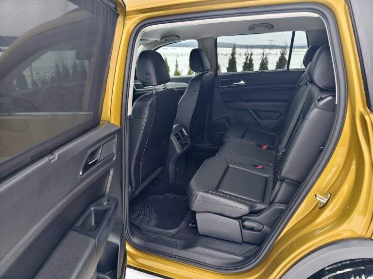 filter: 0; fileterIntensity: 0.0; filterMask: 0; captureOrientation: 0;
runfunc: 0; algolist: 0;
multi-frame: 1;
brp_mask:0;
brp_del_th:0.0000,0.0000;
brp_del_sen:0.0000,0.0000;
motionR: 0;
delta:null;
module: photo;hw-remosaic: false;touch: (-1.0, -1.0);sceneMode: 13107200;cct_value: 0;AI_Scene: (-1, -1);aec_lux: 219.0;aec_lux_index: 0;albedo:  ;confidence:  ;motionLevel: 0;weatherinfo: weather?null, icon:null, weatherInfo:100;temperature: 23;