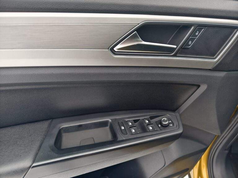 filter: 0; fileterIntensity: 0.0; filterMask: 0; captureOrientation: 0;
runfunc: 0; algolist: 0;
multi-frame: 1;
brp_mask:0;
brp_del_th:0.0000,0.0000;
brp_del_sen:0.0000,0.0000;
motionR: 0;
delta:null;
module: photo;hw-remosaic: false;touch: (-1.0, -1.0);sceneMode: 13107200;cct_value: 0;AI_Scene: (-1, -1);aec_lux: 249.0;aec_lux_index: 0;albedo:  ;confidence:  ;motionLevel: 0;weatherinfo: weather?null, icon:null, weatherInfo:100;temperature: 23;