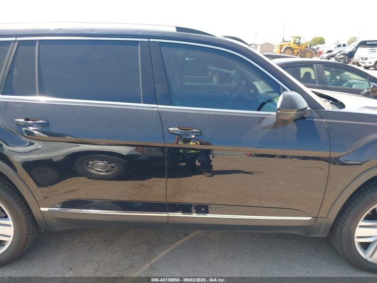 1V2NR2CA3KC555326-13