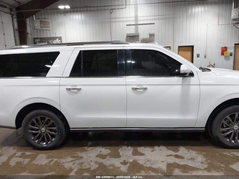 1FMJK2AT6MEA08983-14